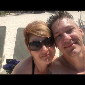 Meet your Posher, Howard